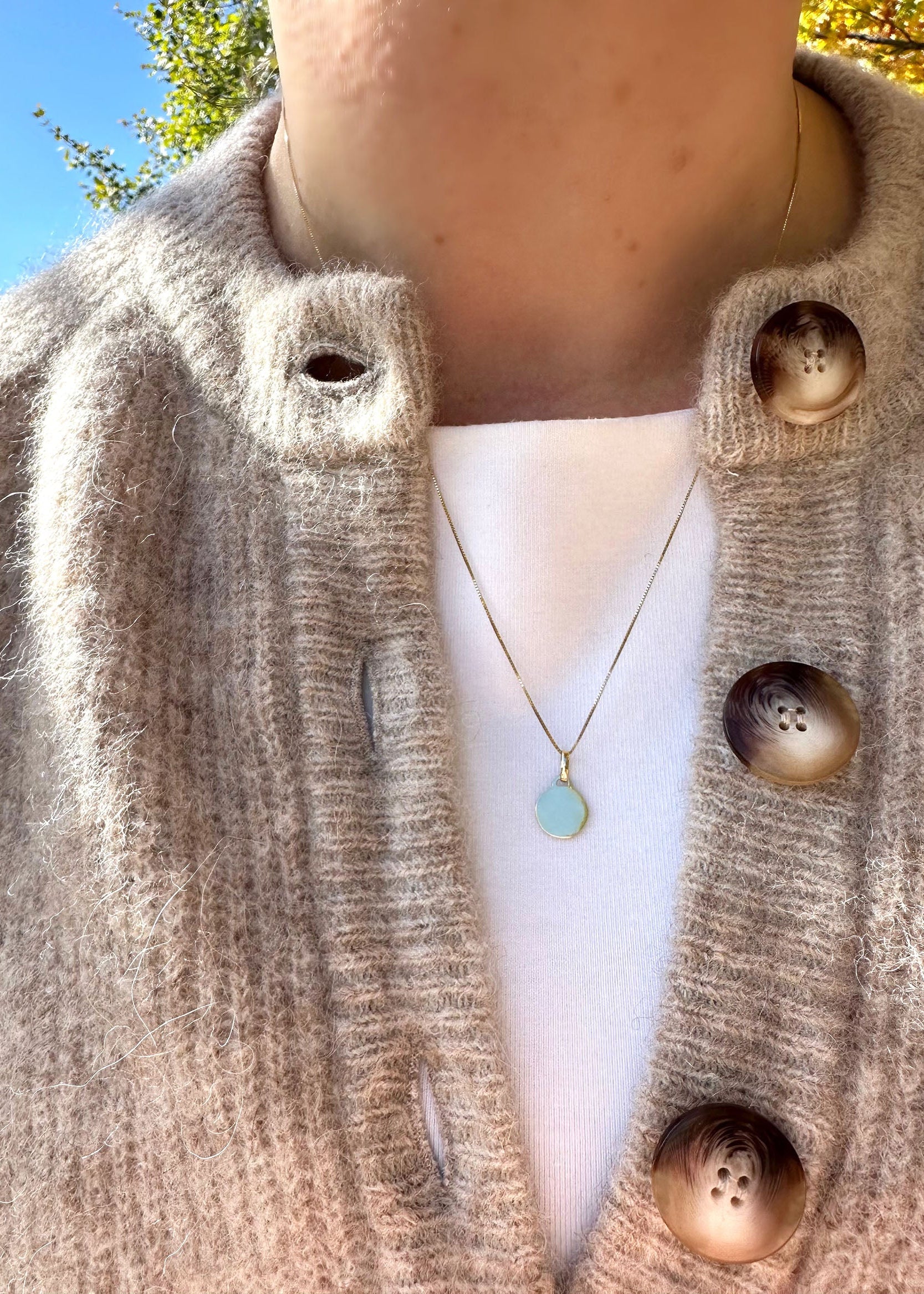 Villa Pendant (9mm) - 10k Gold