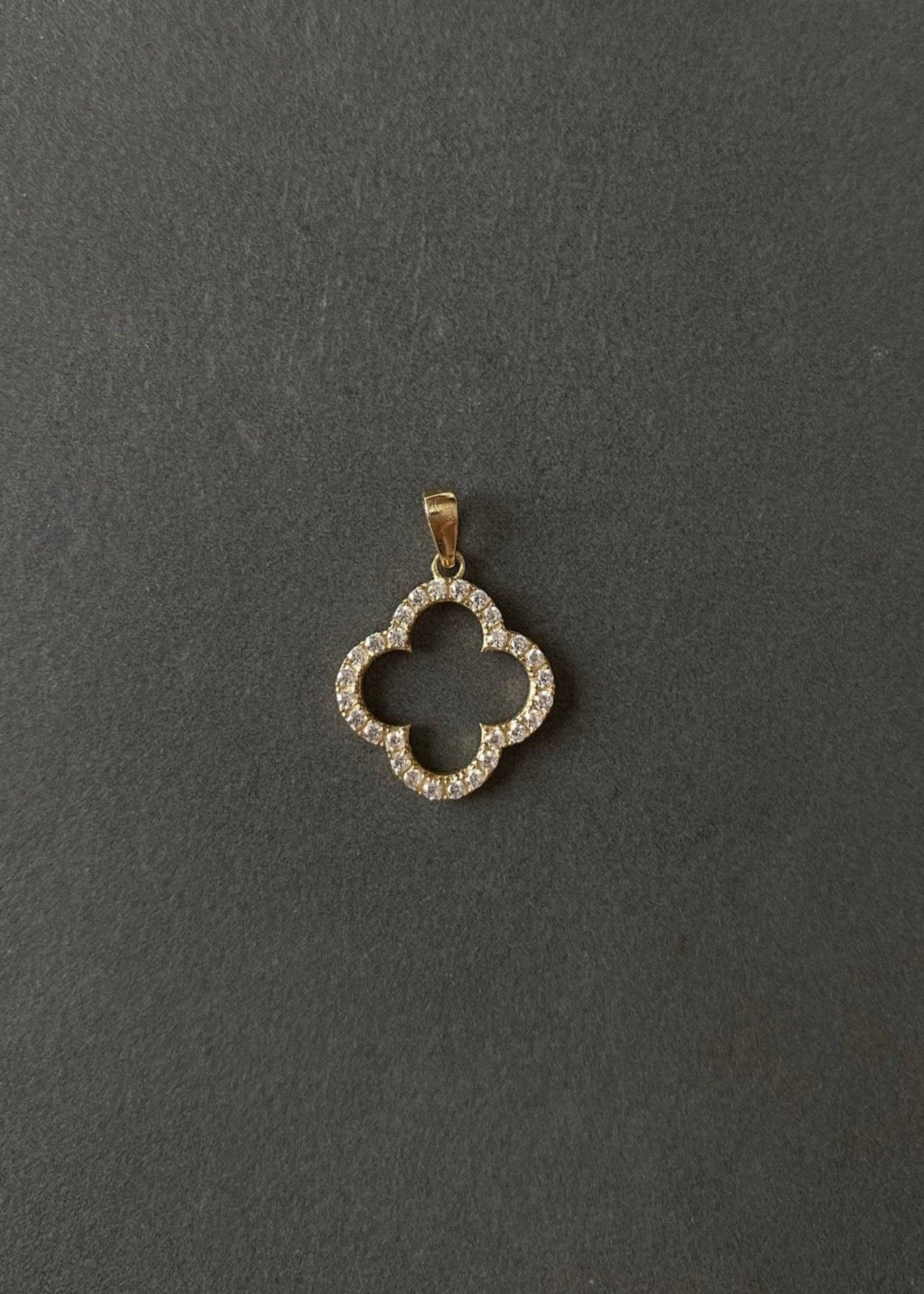 Clover Pendant (10k Solid Gold)