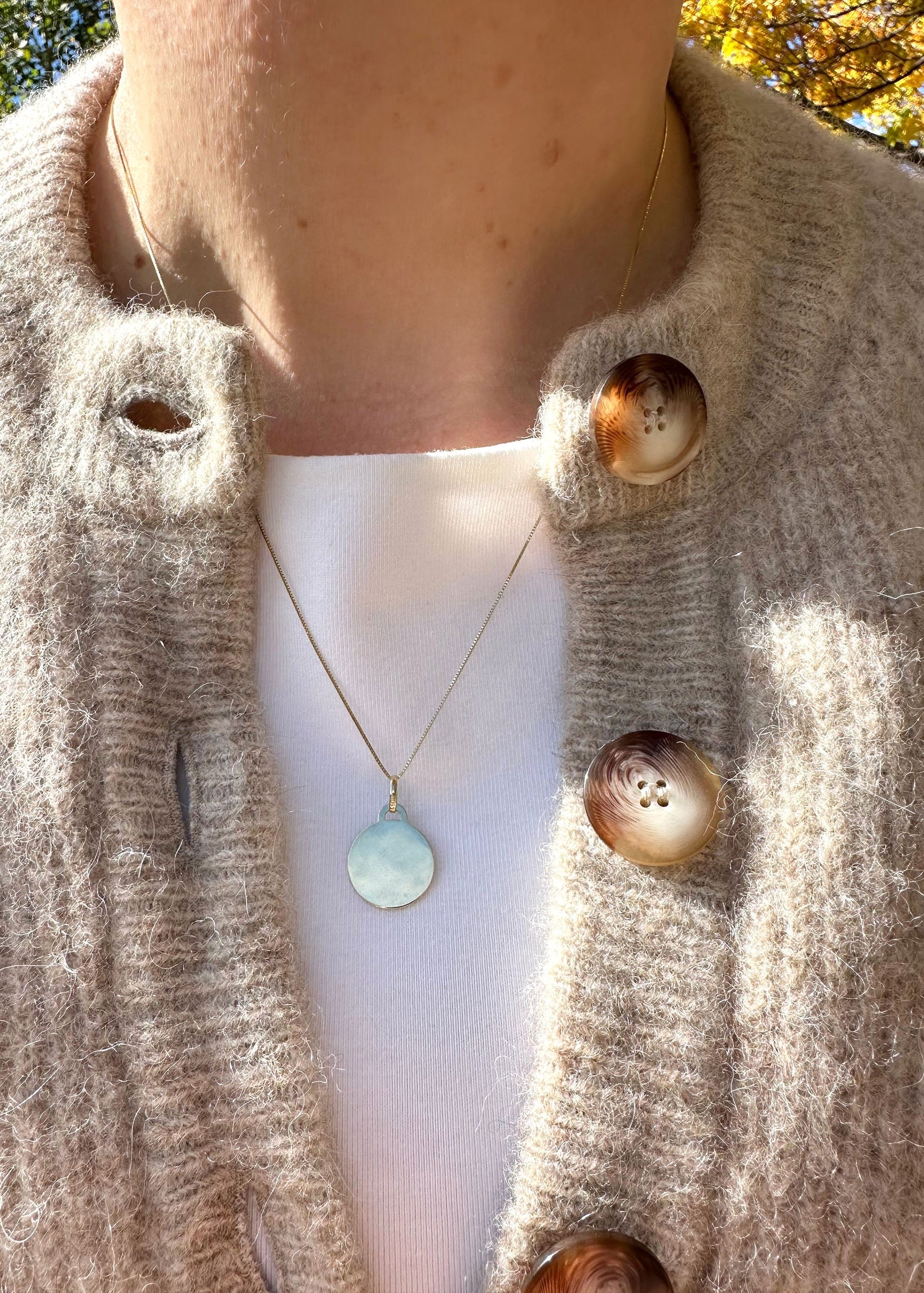 Villa Pendant (15mm) - 10k Gold