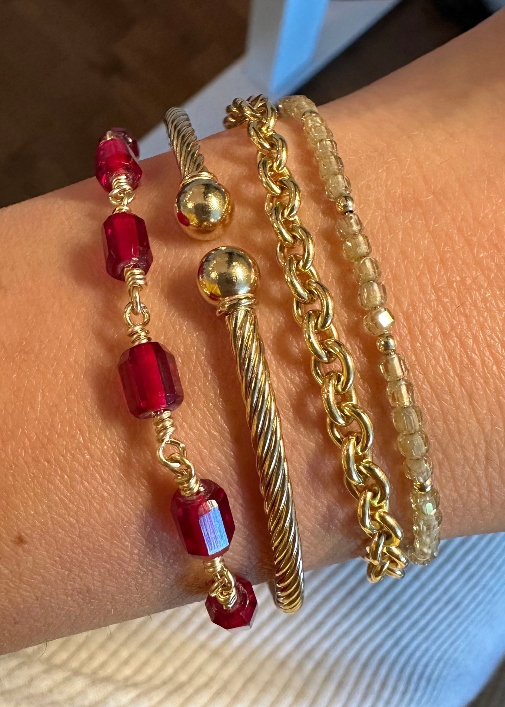Cabrillo Bracelet - Garnet Red